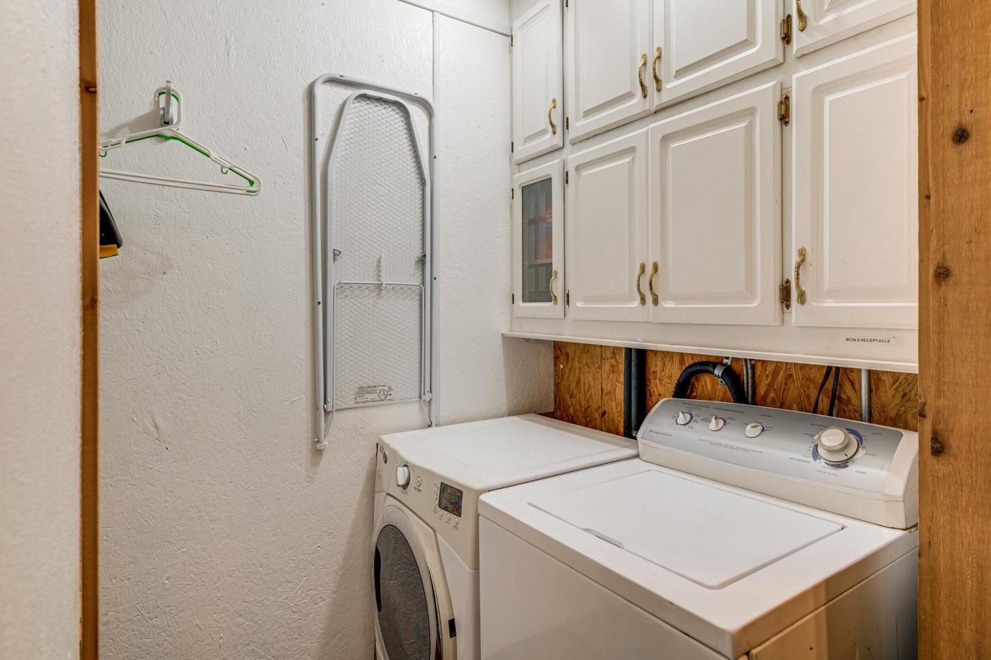 College Station Getaway With Hot Tub And Courtyard! Villa Eksteriør bilde